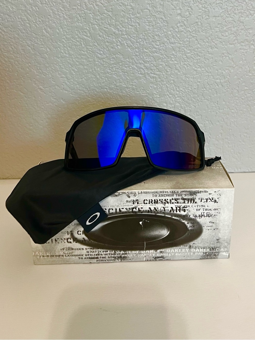 Oakley Sutro Prizm Sapphire Iridium 9406 - Picture 3 of 9